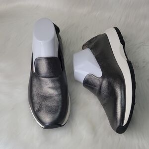 AQUATALIA Keona Luxe Pewter Metallic Leather Slip On Comfort Activewear Shoes 10